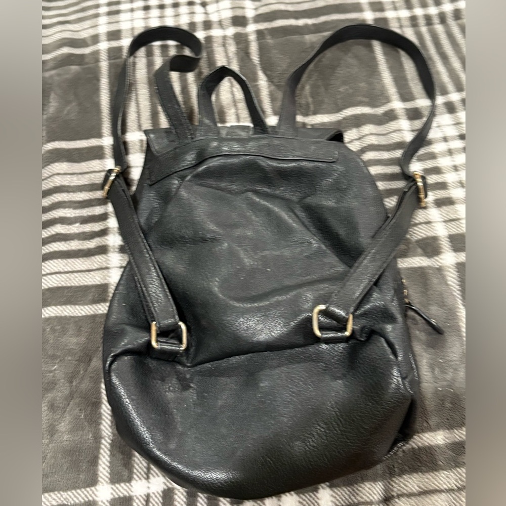 Express Black Backpack With Gold Ring Detail - image 7